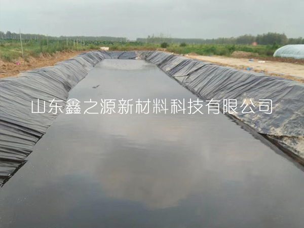 鋪設(shè)hdpe土工膜時(shí)可進(jìn)行無縫連接嗎？
