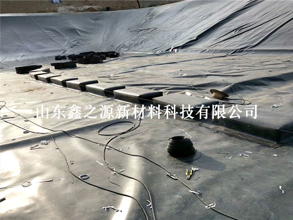 魚塘養(yǎng)殖防滲膜鋪設(shè)：創(chuàng)新施工，高效防滲的綠色養(yǎng)殖新篇章